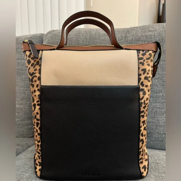 Cole Haan Stylish Leather Black and Tan Tote Bag - Picture 1 of 12